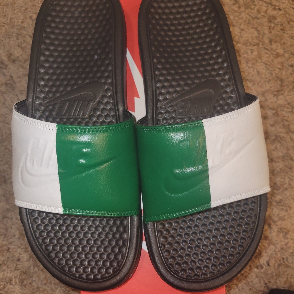 Nike Benassi JDI custom